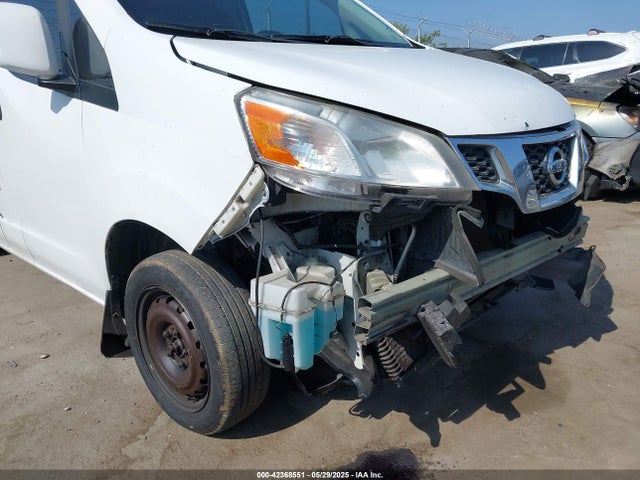 3N6CM0KN3HK713910 Nissan 2017