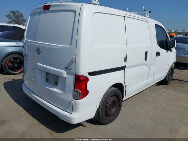 3N6CM0KN3HK713910 Nissan 2017