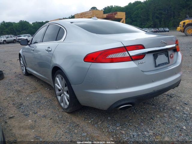 2012 JAGUAR XF SAJWA0FB6CLS28170 Photo 2