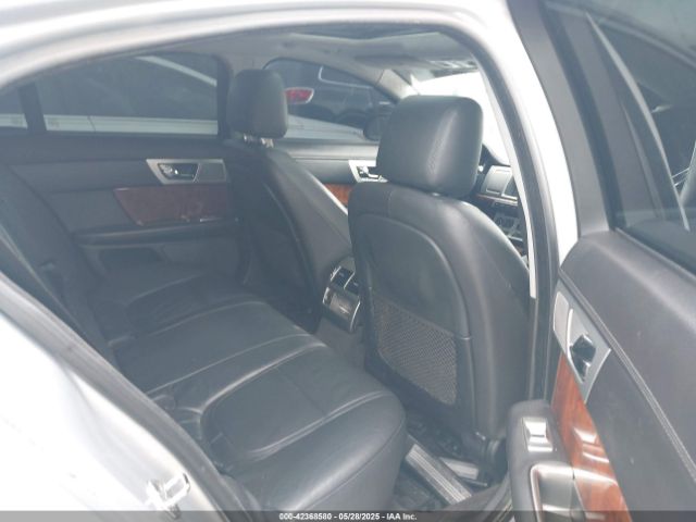 2012 JAGUAR XF SAJWA0FB6CLS28170 Photo 7