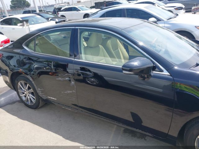 JTHBW1GG6G2109379 Lexus ES 300H