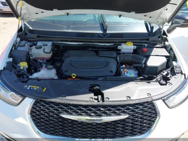2024 CHRYSLER PACIFICA HYBRID 2C4RC1S74RR153420 Photo 9