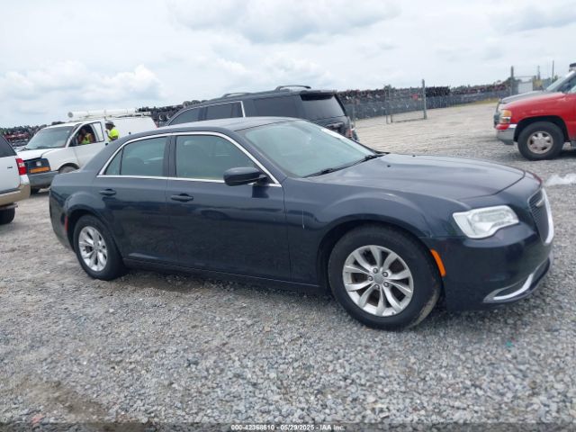 2C3CCAAG2FH930318 Chrysler 300 Limited