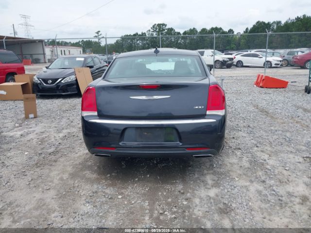 2C3CCAAG2FH930318 Chrysler 300 Limited