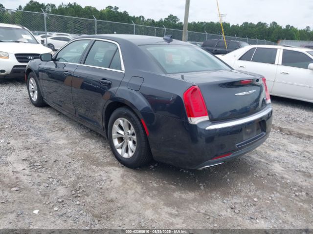 2015 CHRYSLER 300 2C3CCAAG2FH930318 Photo 2