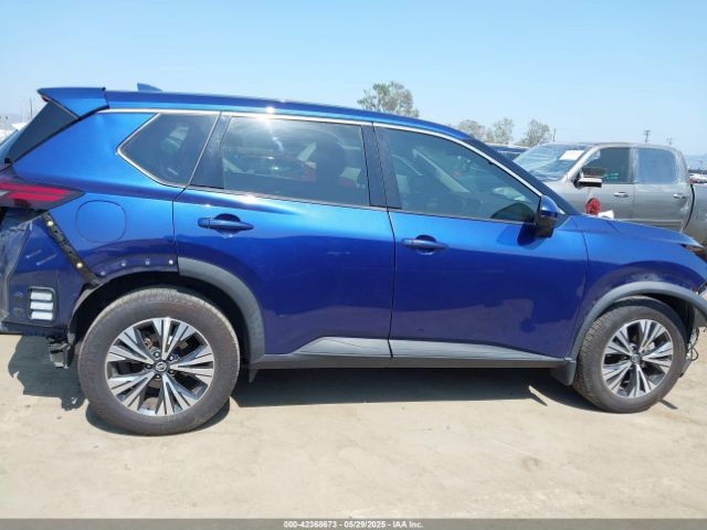 5N1AT3BA5MC821839 Nissan Rogue