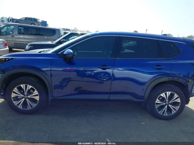 5N1AT3BA5MC821839 Nissan Rogue
