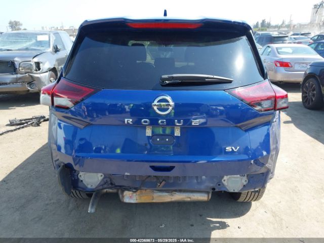 5N1AT3BA5MC821839 Nissan Rogue
