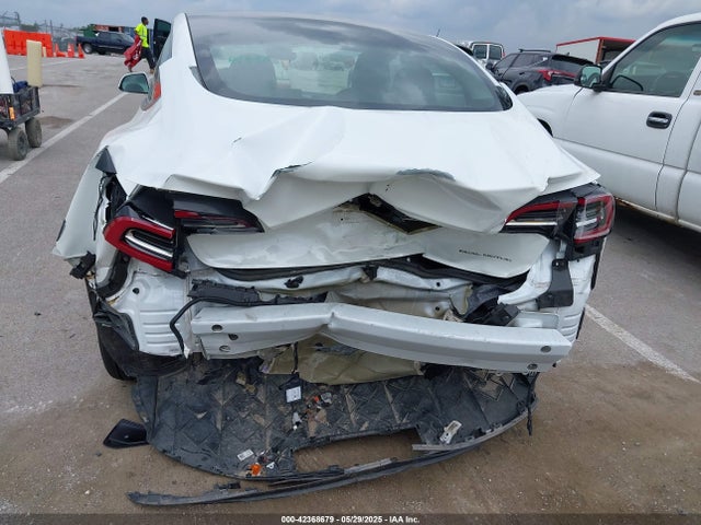 2022 TESLA MODEL 3 5YJ3E1EBXNF319851 Photo 5