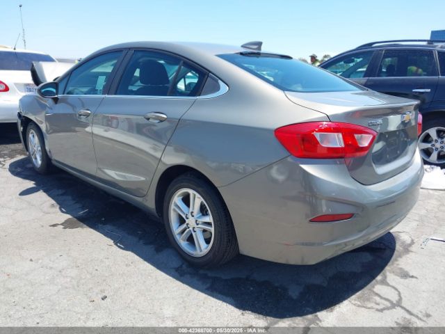 2017 CHEVROLET CRUZE 1G1BE5SM5H7226926 Photo 2