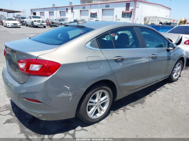 2017 CHEVROLET CRUZE 1G1BE5SM5H7226926 Photo 3