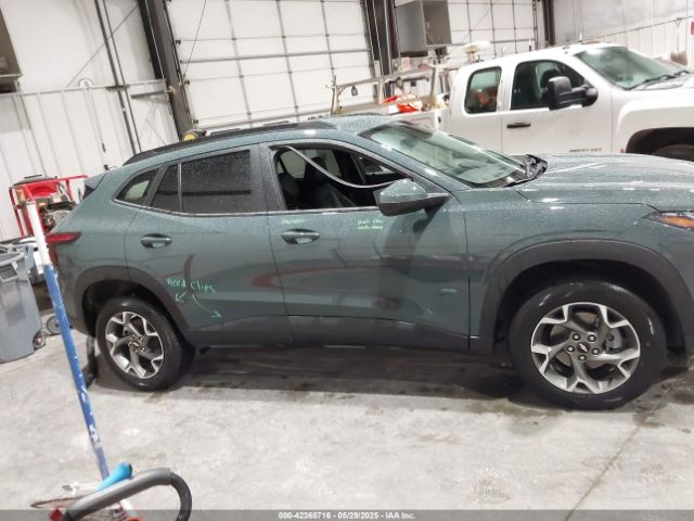 KL77LHEP2SC221818 Chevrolet Trax Fwd Lt