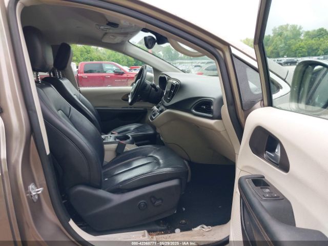 2017 CHRYSLER PACIFICA 2C4RC1EG0HR566140 Photo 4