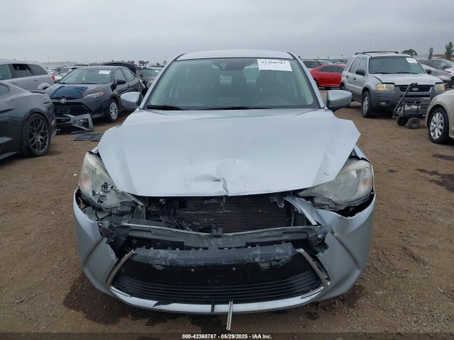 3MYDLBYV5JY302350 Toyota p5v