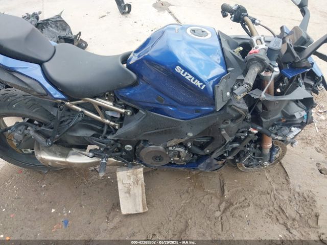 2023 SUZUKI GSX1000 JS1EK12B9P7100209 Photo 7