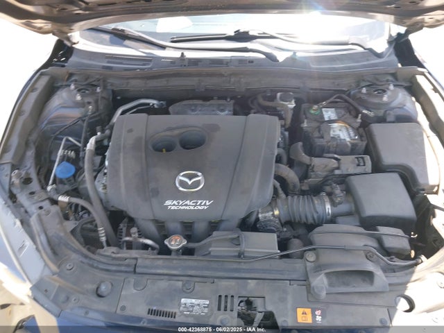 3MZBN1V35JM185841 Mazda py