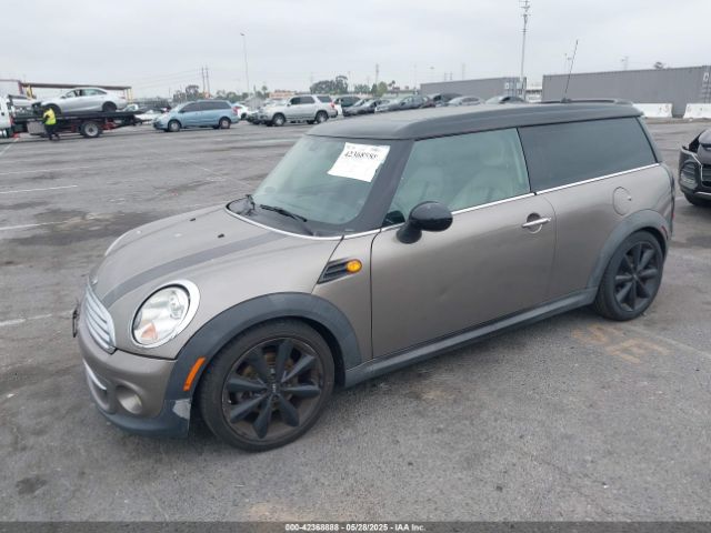 2013 MINI CLUBMAN WMWZF3C56DT490749 Photo 1