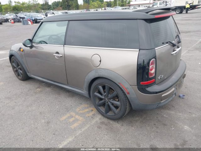 2013 MINI CLUBMAN WMWZF3C56DT490749 Photo 2