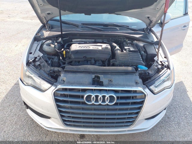 2015 AUDI A3 WAUACGFF8F1116739 Photo 9