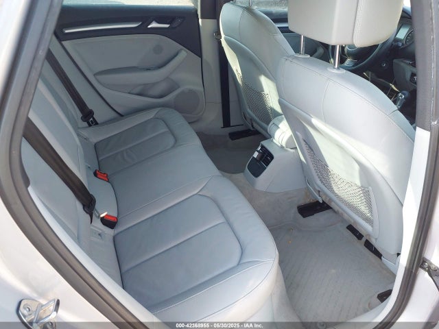 2015 AUDI A3 WAUACGFF8F1116739 Photo 7