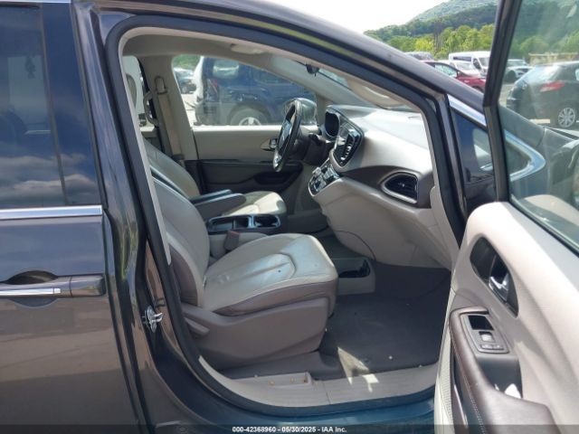 2017 CHRYSLER PACIFICA 2C4RC1BG9HR667777 Photo 4