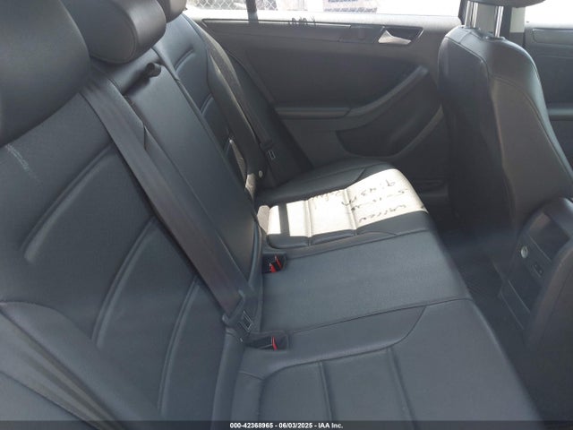 3VWD07AJ8EM269978 Volkswagen Jetta 1.8t Se