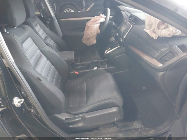 2HKRW5H38JH424807 Honda CR-V LX