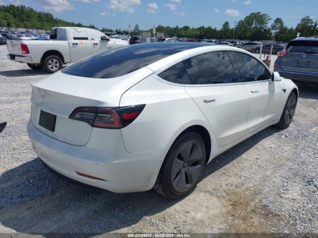 5YJ3E1EA4LF799566 Tesla 2020