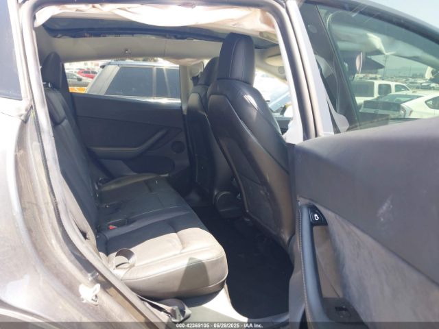 5YJYGDEEXLF010356 Tesla Model Y Long Range