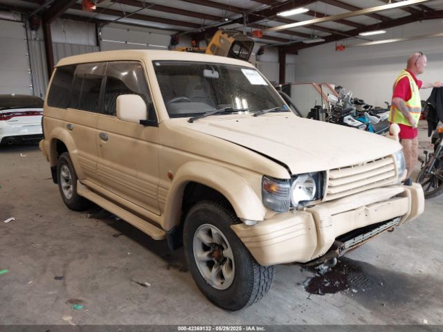 1995 MITSUBISHI MONTERO V434103924 Photo 0