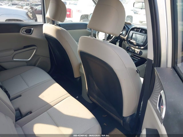KNDJ23AU7L7036202 KIA mpi nu