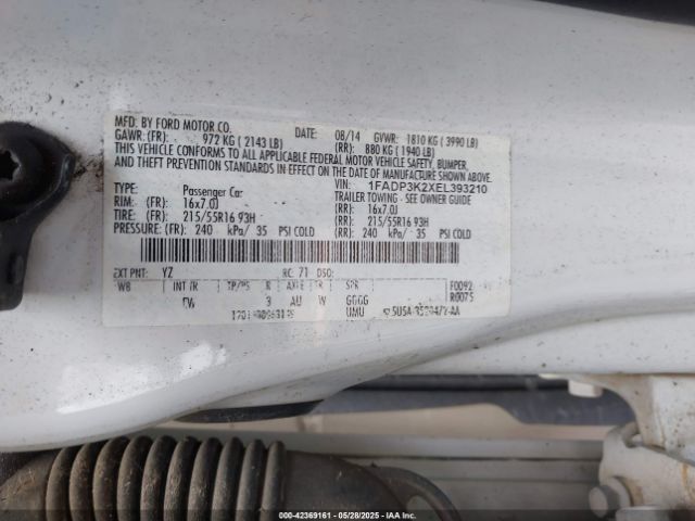 1FADP3K2XEL393210 Ford FOCUS SE