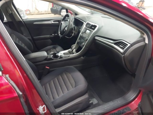 1FA6P0H79E5385632 Ford FUSION SE