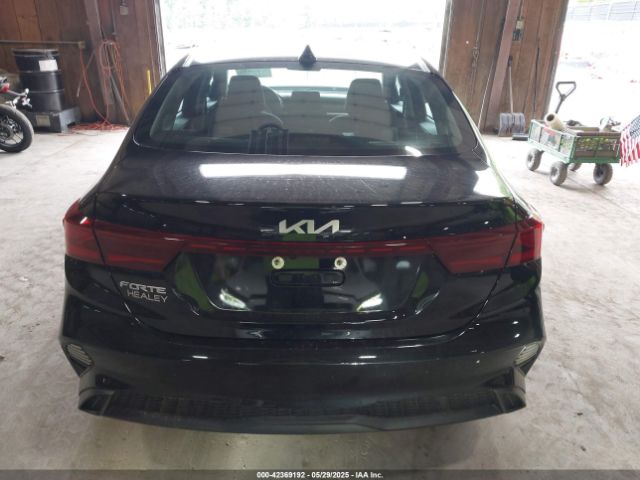 3KPF24AD1NE429370 KIA Forte Lxs