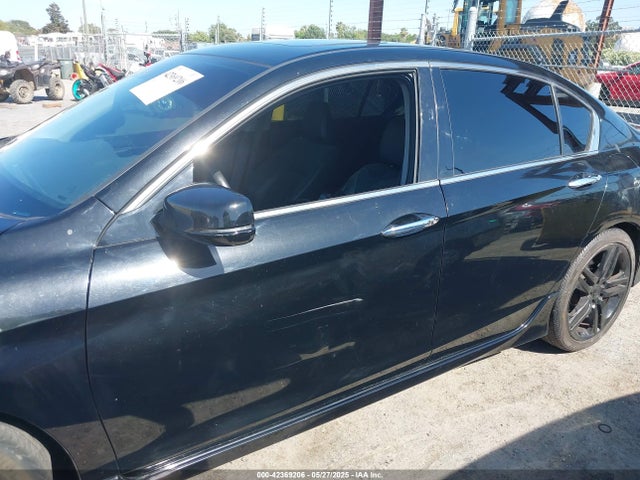 Honda j35y1 2016 1HGCR3F95GA004254 Image 15