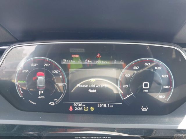 2024 AUDI Q8 E-TRON WA14AAGE0RB011467 Photo 6