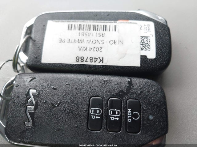 KIA Niro 2024 KNDCT3L18R5114581 Image 11