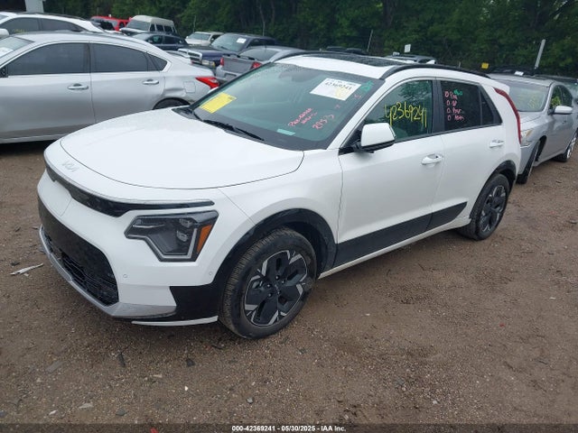 KIA Niro 2024 KNDCT3L18R5114581 Image 2