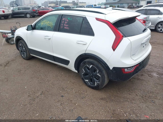 KIA Niro 2024 KNDCT3L18R5114581 Image 3