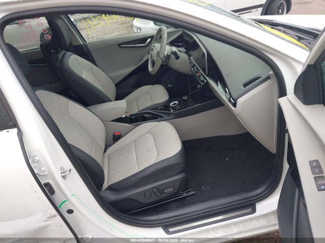 KIA Niro 2024 KNDCT3L18R5114581 Image 5