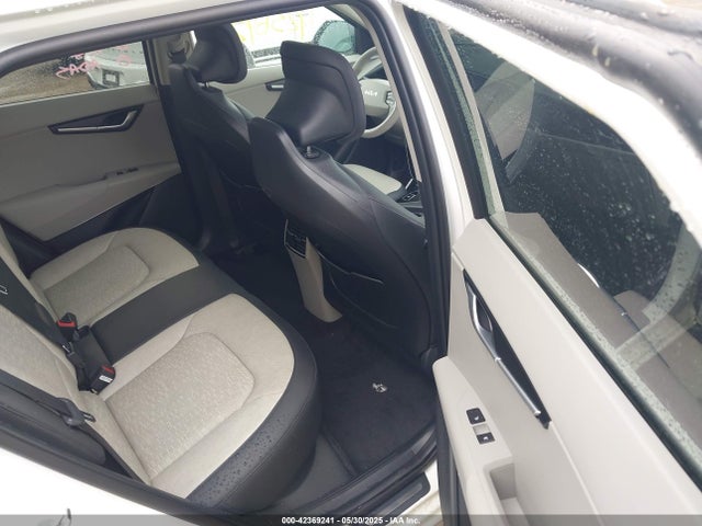 KIA Niro 2024 KNDCT3L18R5114581 Image 8