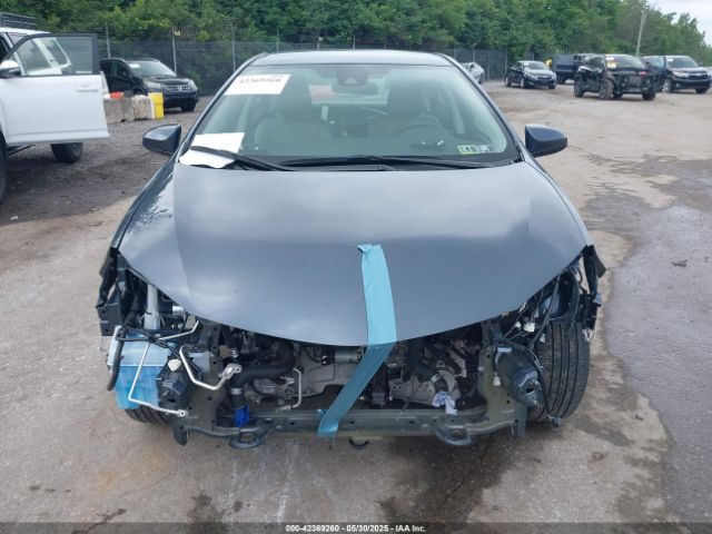 2T1BURHE3HC756067 Toyota COROLLA LE