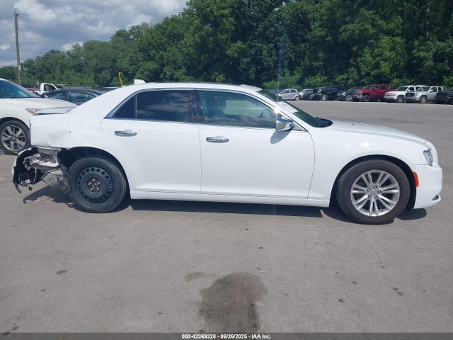 2017 Chrysler 300c მანქანა იყიდება აუქციონზე, vin: 2C3CCAEG3HH570859, აუქციონის ნომერი: 42369328