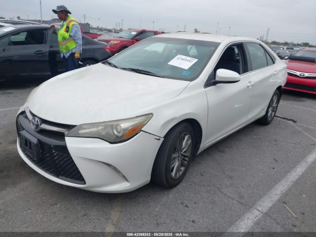 2015 TOYOTA CAMRY 4T1BF1FK3FU050183 Photo 1