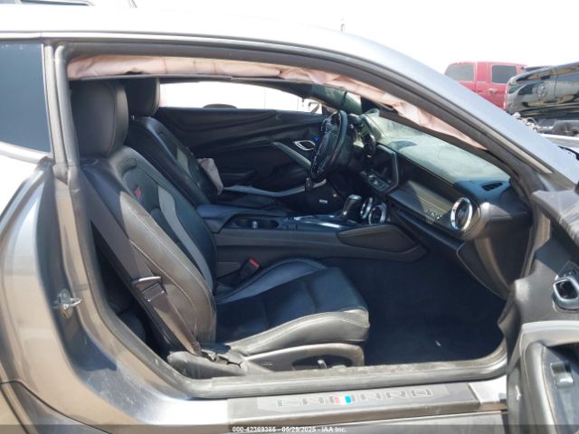 2019 CHEVROLET CAMARO 1G1FH1R72K0148946 Photo 4