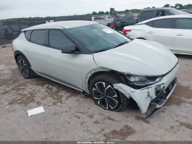 2022 KIA EV6 KNDC3DLC2N5043069