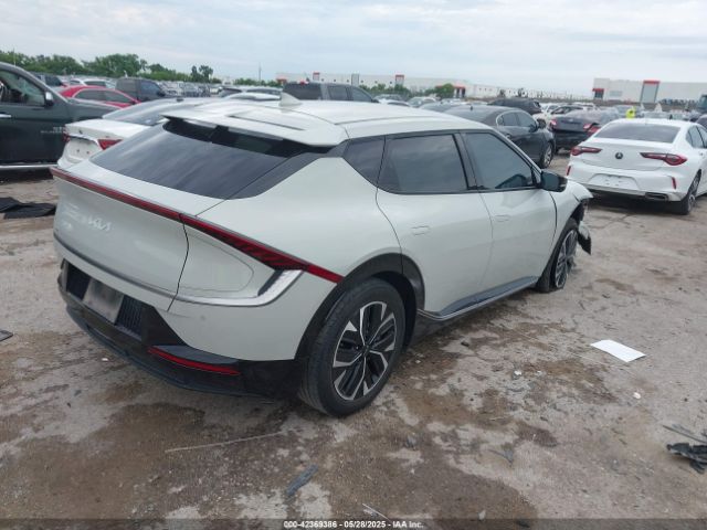 2022 KIA EV6 KNDC3DLC2N5043069 Photo 3