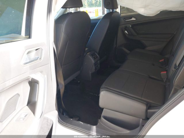 3VV2B7AX6KM140482 Volkswagen Tiguan 2.0t Se/2.0t Sel/2.0t Sel R-line/2.0t Sel R-line Black
