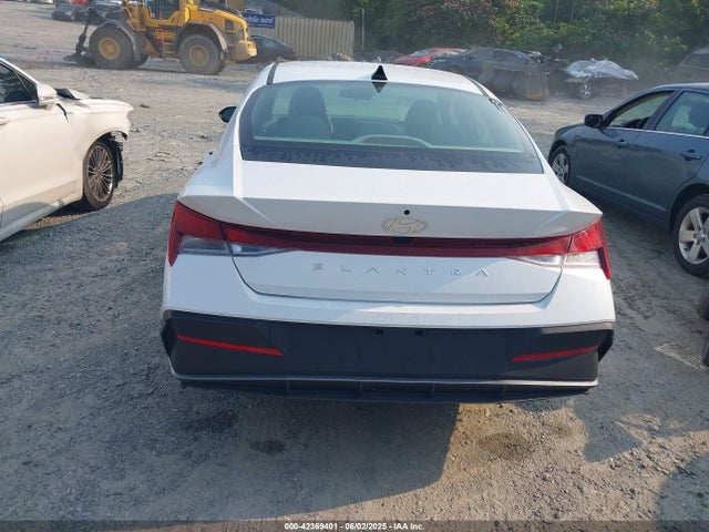 KMHLM4DG7RU651028 Hyundai ELANTRA SEL