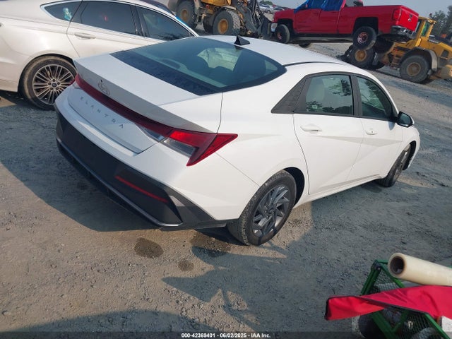 KMHLM4DG7RU651028 Hyundai ELANTRA SEL